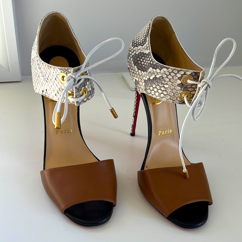 Womens heels